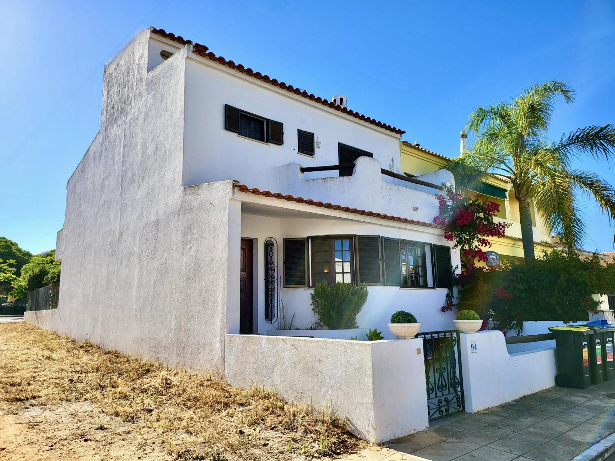 Faro Terrace Villa By Homing Exterior photo